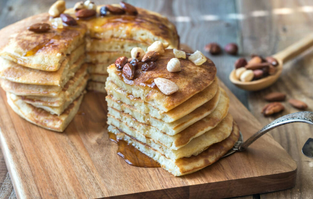 Fluffy Maple Buttermilk Pancakes Recipe