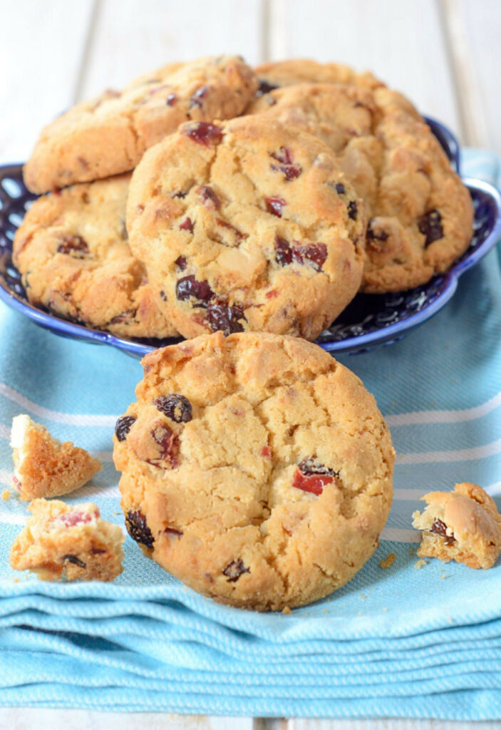 Cranberry Pistachio Shortbread Cookies Recipe
