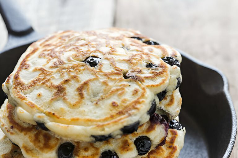 Fluffy Blueberry Pancakes Recipe