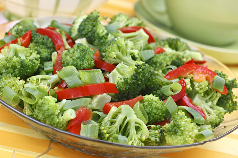 Broccoli with Sauteed Red Pepper Recipe