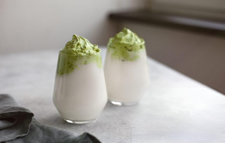 Dalgona Matcha Latte Recipe