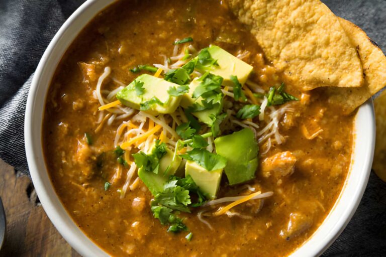 Spicy Queso Beef Chili Recipe